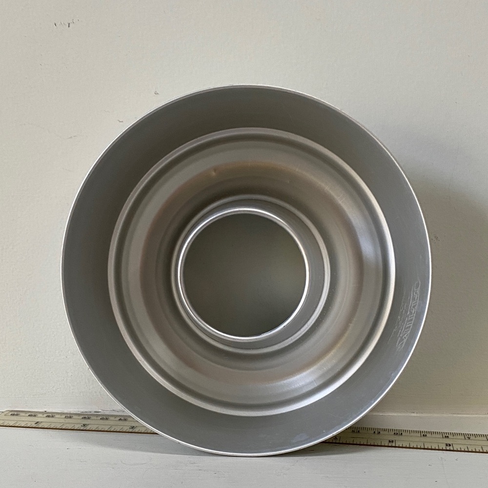 Vintage Mirro Aluminum 3 cup Bundt Cake Pan